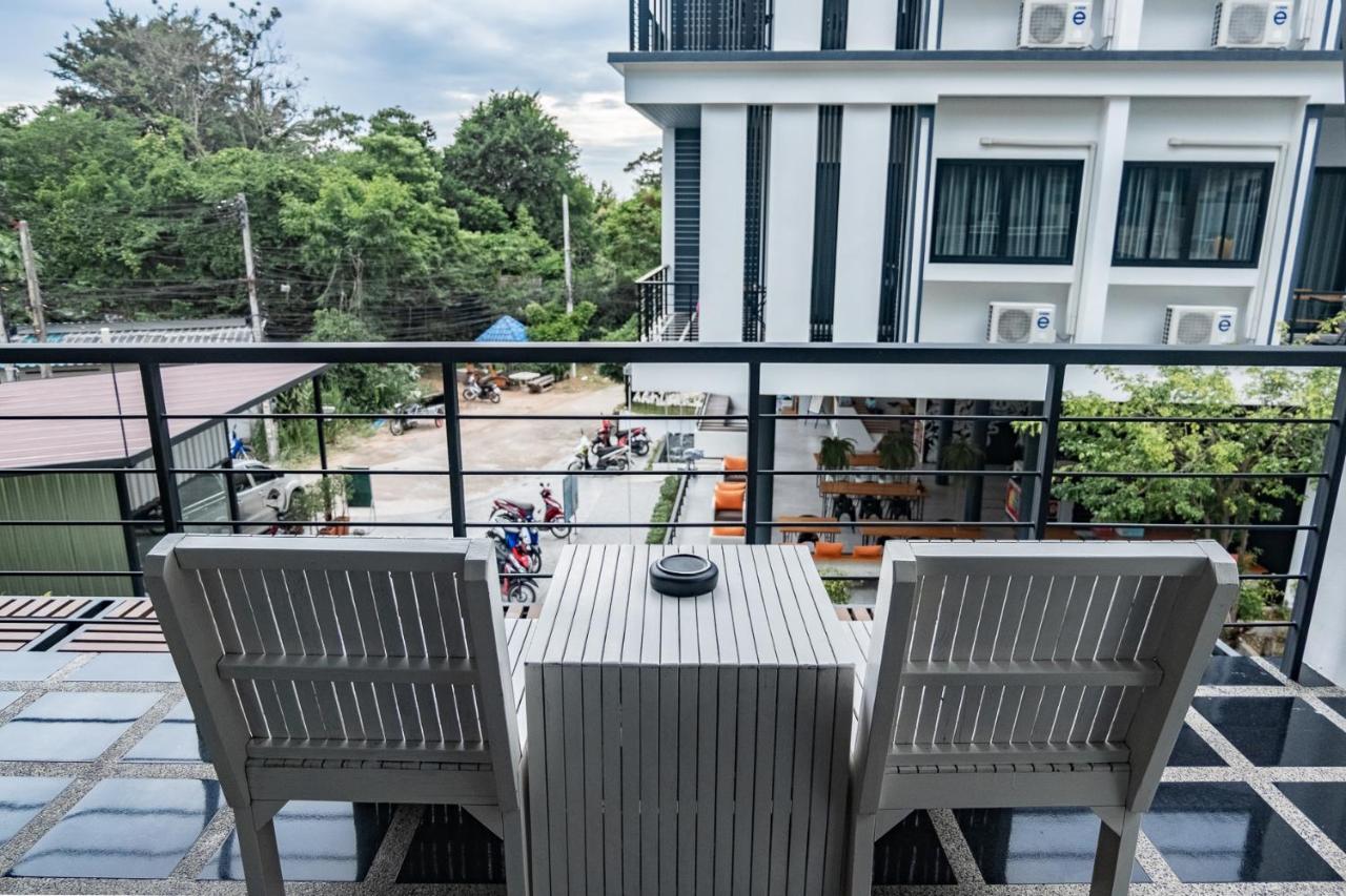 Chaantalay Hotel Ко Тао Екстериор снимка